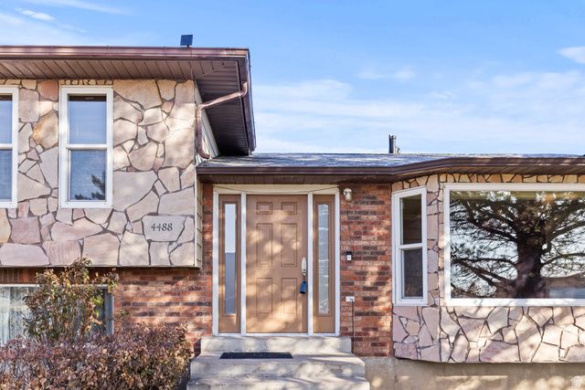 4488 W 4950 S, Hooper, UT 84315