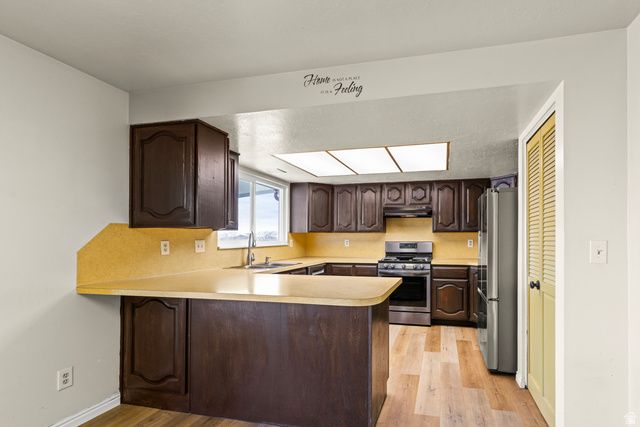 4488 W 4950 S, Hooper, UT 84315