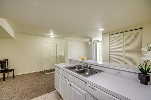 4149 Residence DR 809, Fort Myers, FL 33901