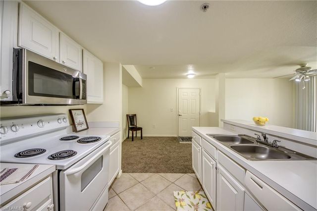 4149 Residence DR 809, Fort Myers, FL 33901