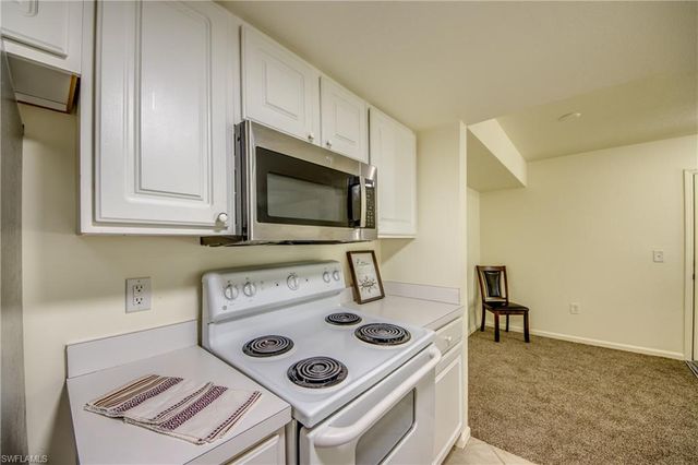 4149 Residence DR 809, Fort Myers, FL 33901