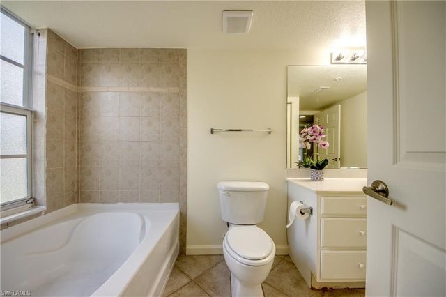 4149 Residence DR 809, Fort Myers, FL 33901