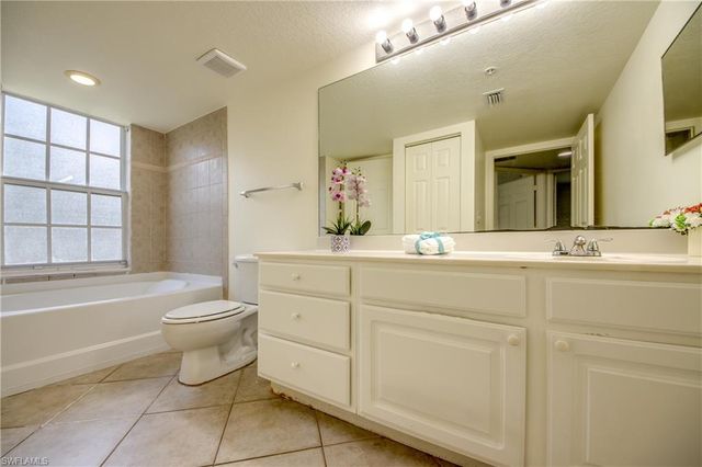 4149 Residence DR 809, Fort Myers, FL 33901