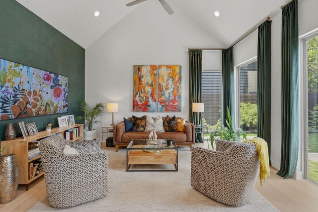 1000 Ellingson LN 1, Austin, TX 78751