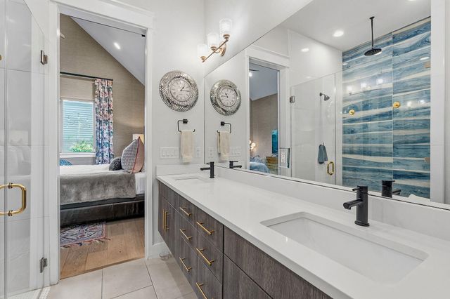 1000 Ellingson LN 1, Austin, TX 78751