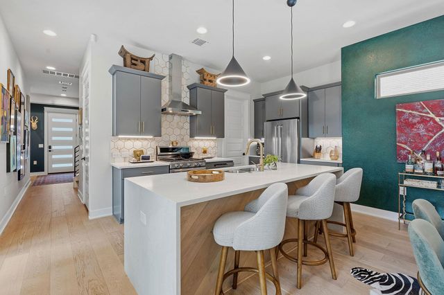 1000 Ellingson LN 1, Austin, TX 78751