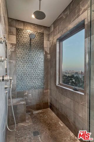 6910 Los Tilos Road, Los Angeles, CA 90068