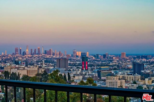6910 Los Tilos Road, Los Angeles, CA 90068