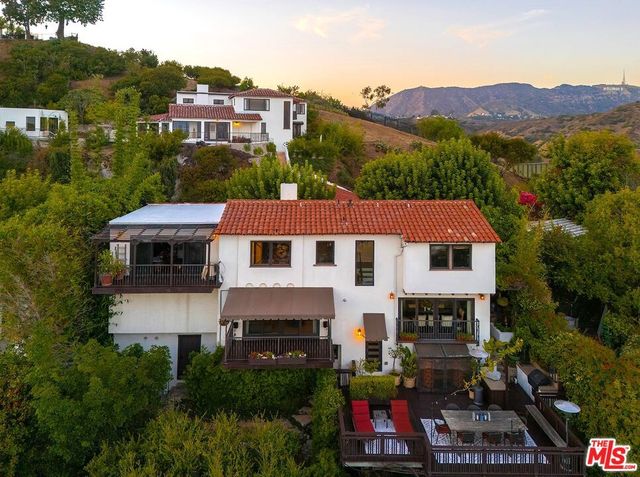 6910 Los Tilos Road, Los Angeles, CA 90068