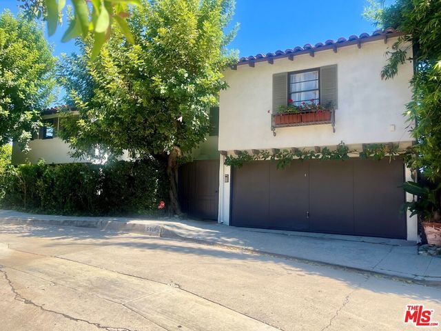 6910 Los Tilos Road, Los Angeles, CA 90068