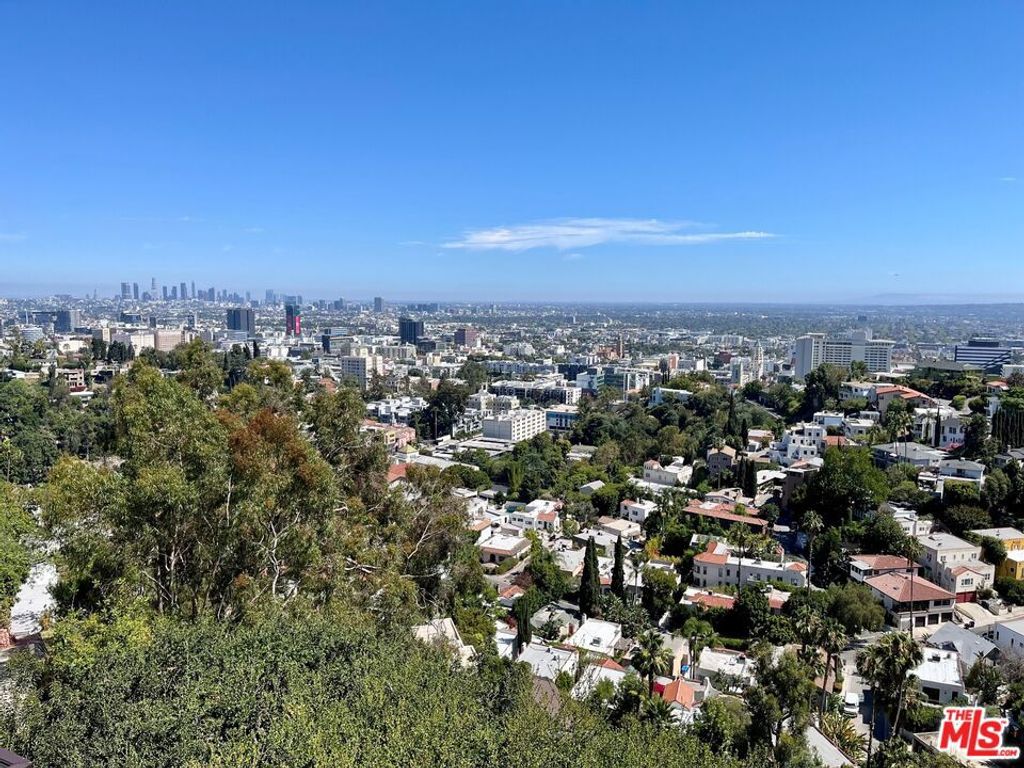 6910 Los Tilos Road, Los Angeles, CA 90068