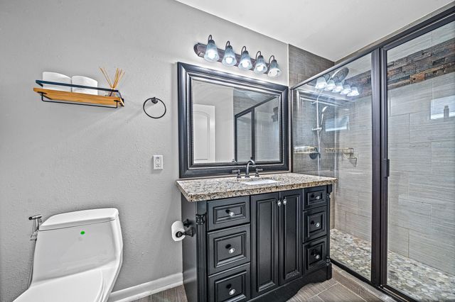5606 Warm Springs Road, Houston, TX 77035
