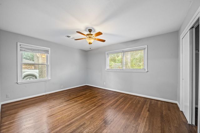 5606 Warm Springs Road, Houston, TX 77035