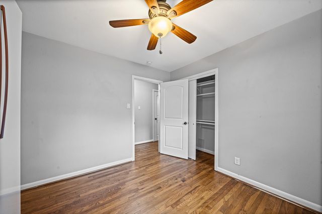 5606 Warm Springs Road, Houston, TX 77035