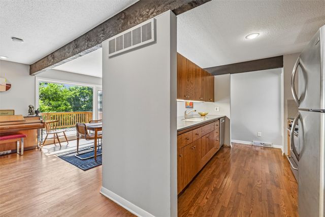 1551 NW 75th Street, Clive, IA 50325