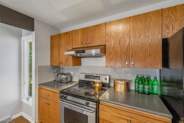 1551 NW 75th Street, Clive, IA 50325