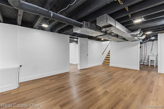 24713 Lois Lane, Southfield, MI 48075