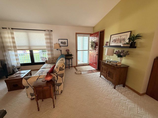 1820 Edon Drive, Janesville, WI 53546