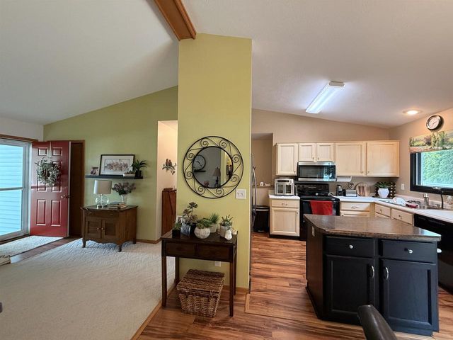 1820 Edon Drive, Janesville, WI 53546