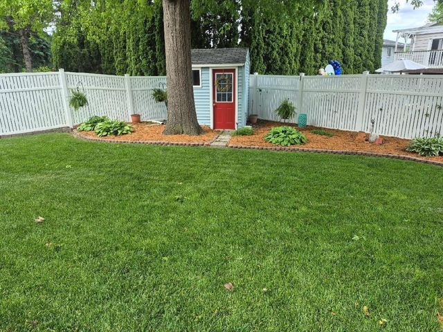 1820 Edon Drive, Janesville, WI 53546