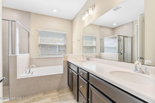 2691 ALEXIA Circle, Jacksonville, FL 32246