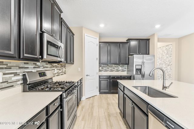 2691 ALEXIA Circle, Jacksonville, FL 32246