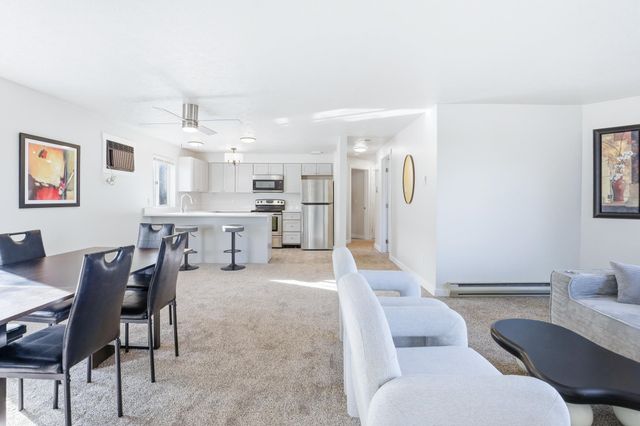 912 W Lincoln Pl, Spokane, WA 99204