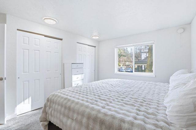 912 W Lincoln Pl, Spokane, WA 99204