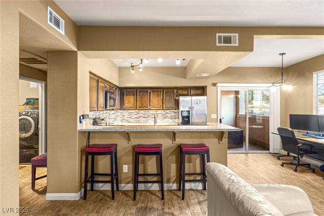 7716 Constanso Avenue 103, Las Vegas, NV 89128