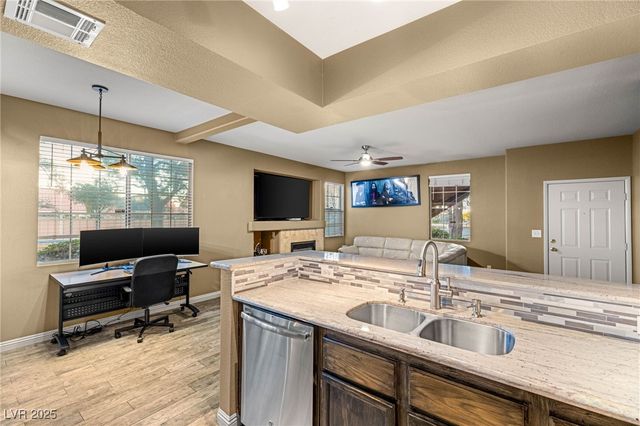 7716 Constanso Avenue 103, Las Vegas, NV 89128