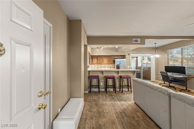 7716 Constanso Avenue 103, Las Vegas, NV 89128