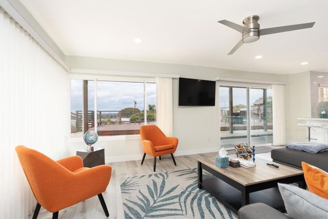 3012 Serbian Pl, San Diego, CA 92117