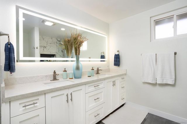 3012 Serbian Pl, San Diego, CA 92117