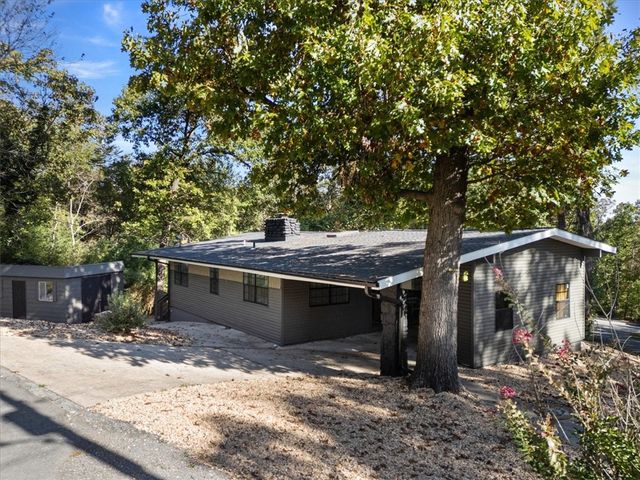 3 Jackson Circle, Bella Vista, AR 72715