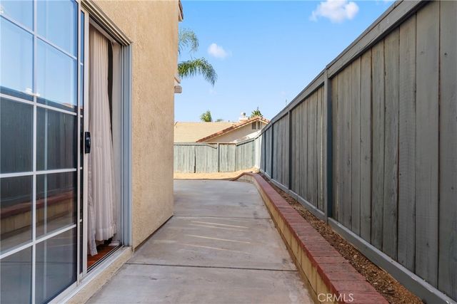 7395 Ayers Rock, Riverside, CA 92508
