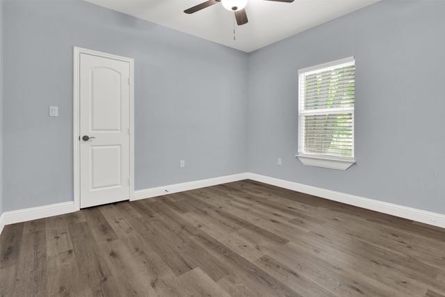 1312 Elm Street, Bonham, TX 75418
