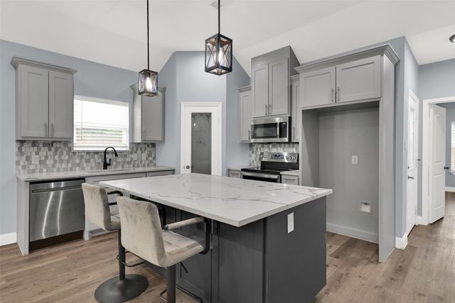 1312 Elm Street, Bonham, TX 75418