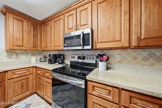 99 BROAD RIVER Place 2107, Welaka, FL 32193