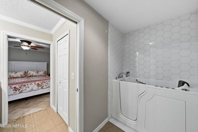 99 BROAD RIVER Place 2107, Welaka, FL 32193