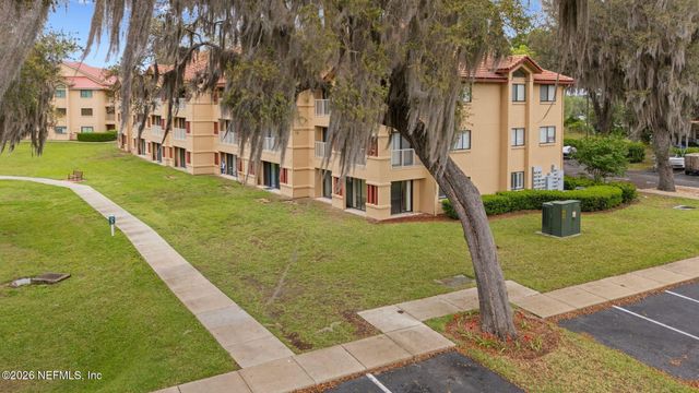 99 BROAD RIVER Place 2107, Welaka, FL 32193