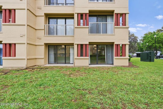 99 BROAD RIVER Place 2107, Welaka, FL 32193
