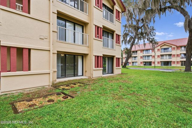 99 BROAD RIVER Place 2107, Welaka, FL 32193