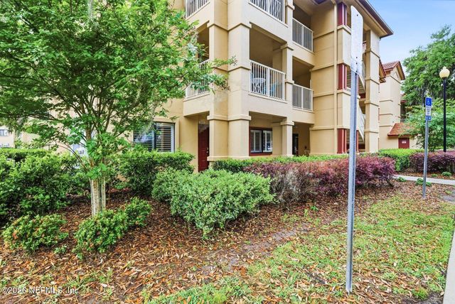 99 BROAD RIVER Place 2107, Welaka, FL 32193