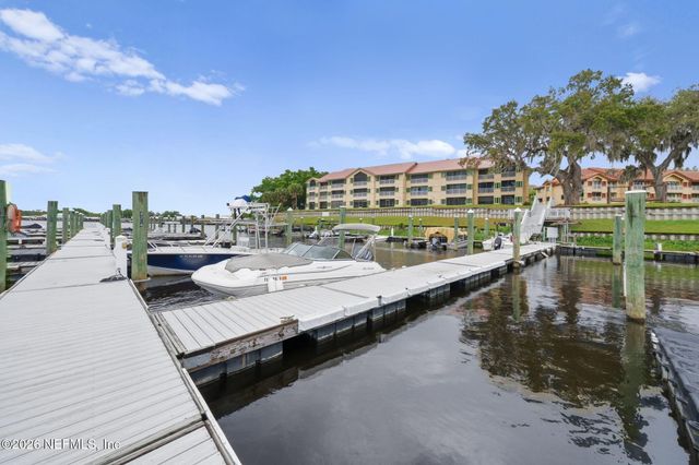 99 BROAD RIVER Place 2107, Welaka, FL 32193