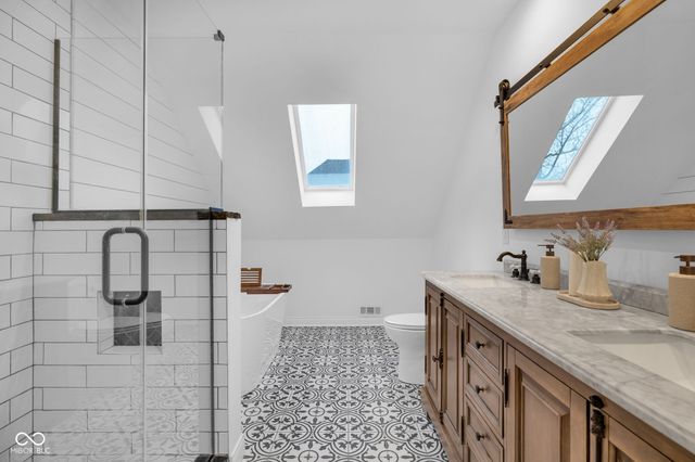 1523 E Ohio Street, Indianapolis, IN 46201