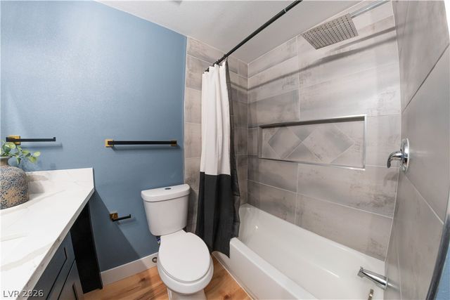 31 Jade Circle, Las Vegas, NV 89106