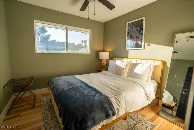 31 Jade Circle, Las Vegas, NV 89106
