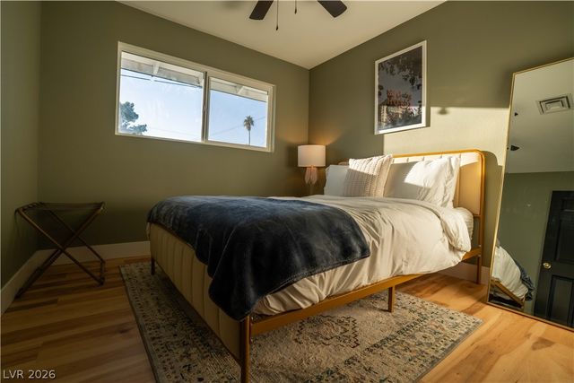 31 Jade Circle, Las Vegas, NV 89106