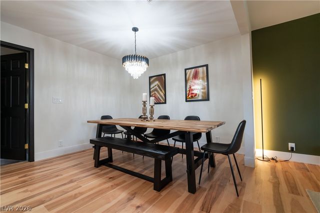 31 Jade Circle, Las Vegas, NV 89106