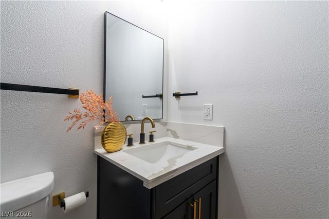 31 Jade Circle, Las Vegas, NV 89106